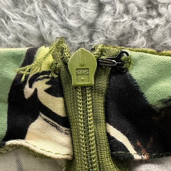 Sunny Leigh Size‎ 14 Skirt Green Floral Side Zip - Picture 7 of 8